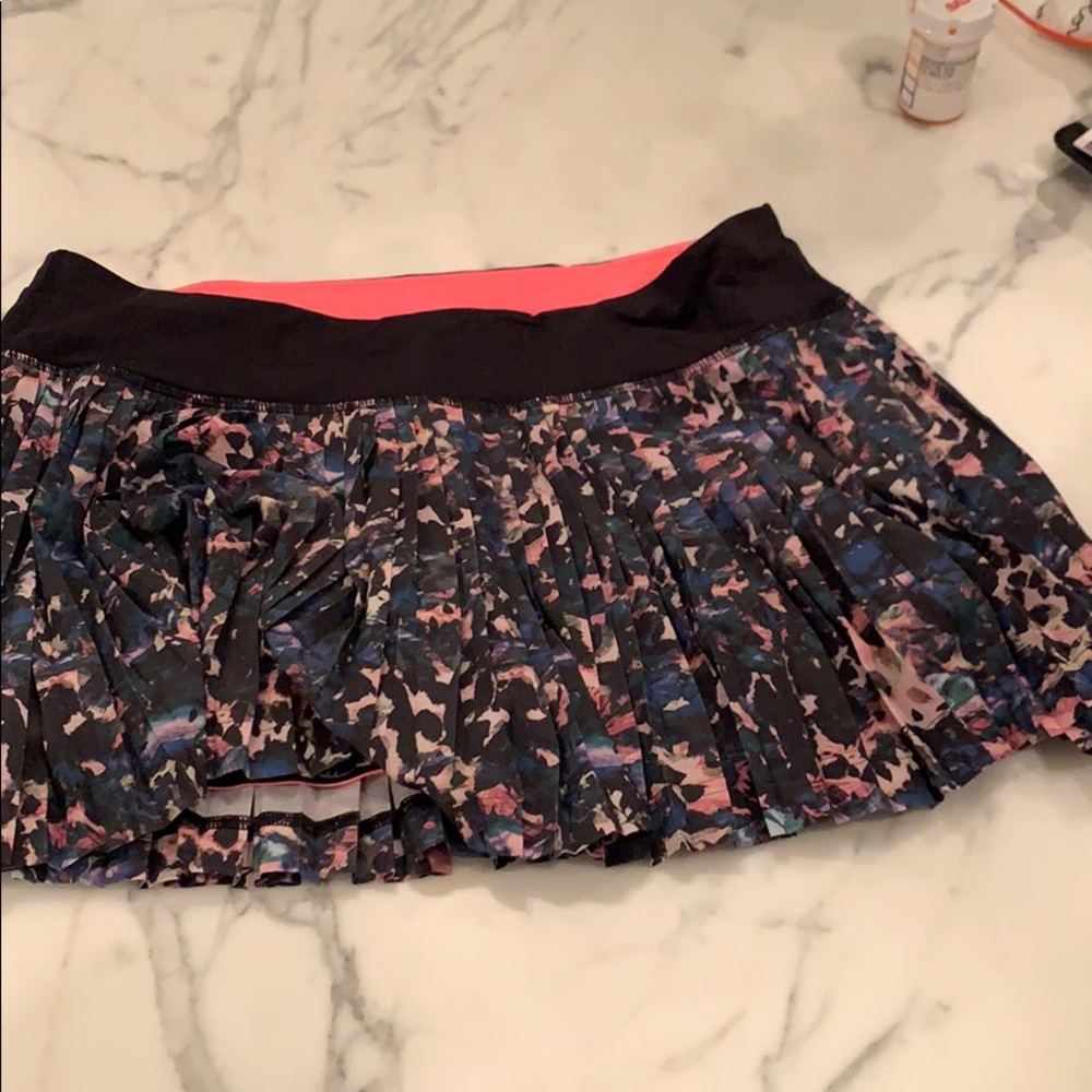 Lululemon Fringed Tennis Band